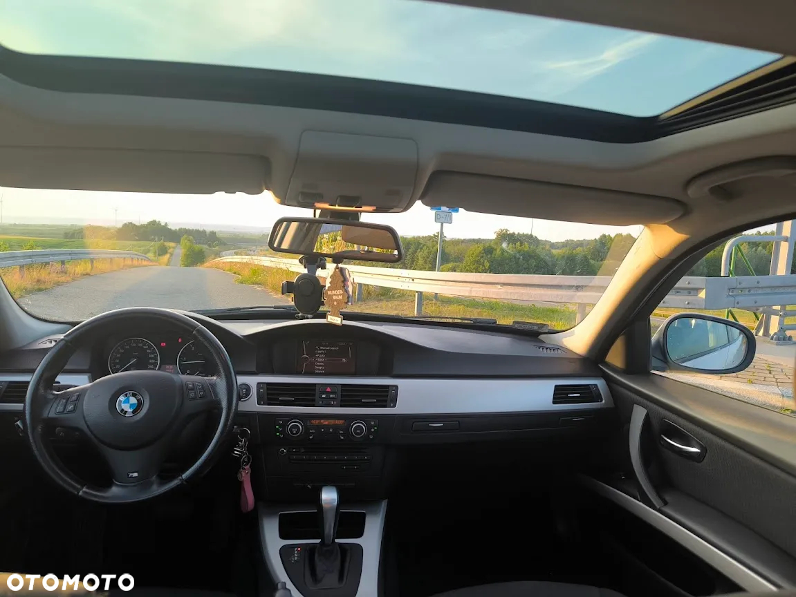 BMW Seria 3 320d xDrive DPF Touring Edition Fleet Sport - 2