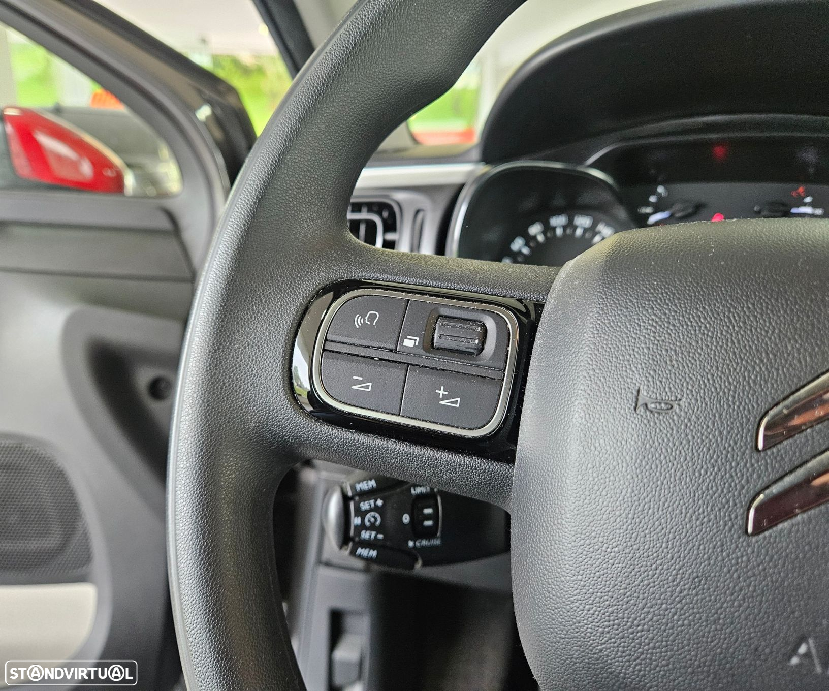 Citroën C3 1.2 PureTech Shine - 20
