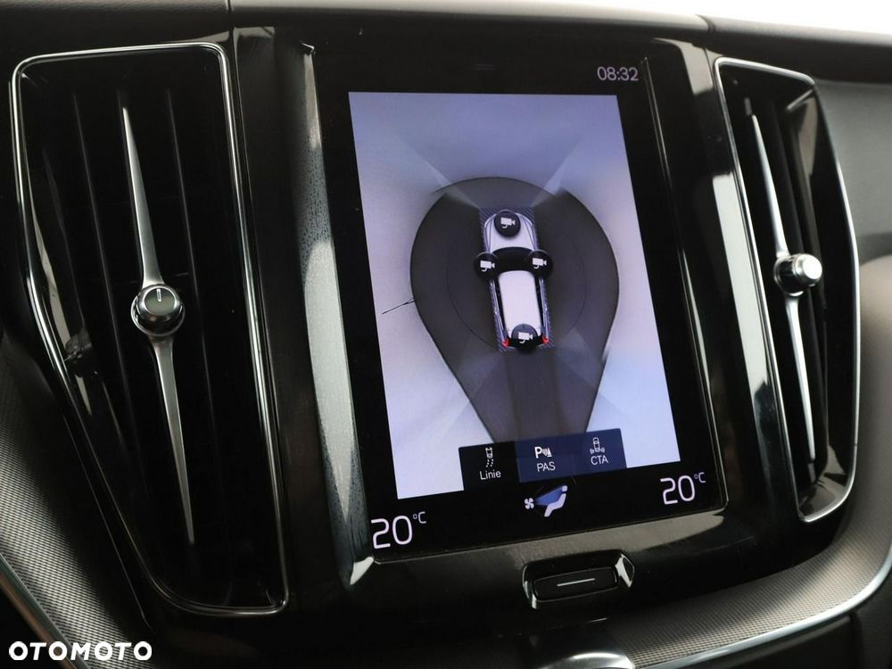 Volvo XC 60 T8 AWD Recharge Geartronic RDesign - 27