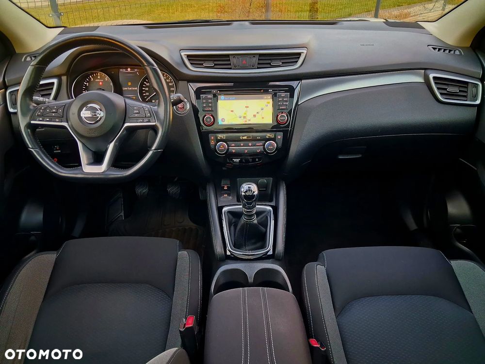 Nissan Qashqai 1.2 DIG-T N-Connecta - 32