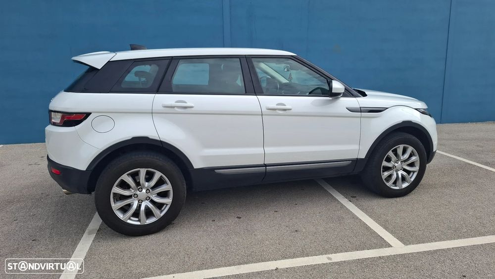 Land Rover Range Rover Evoque 2.0 D150 R-Dynamic - 8