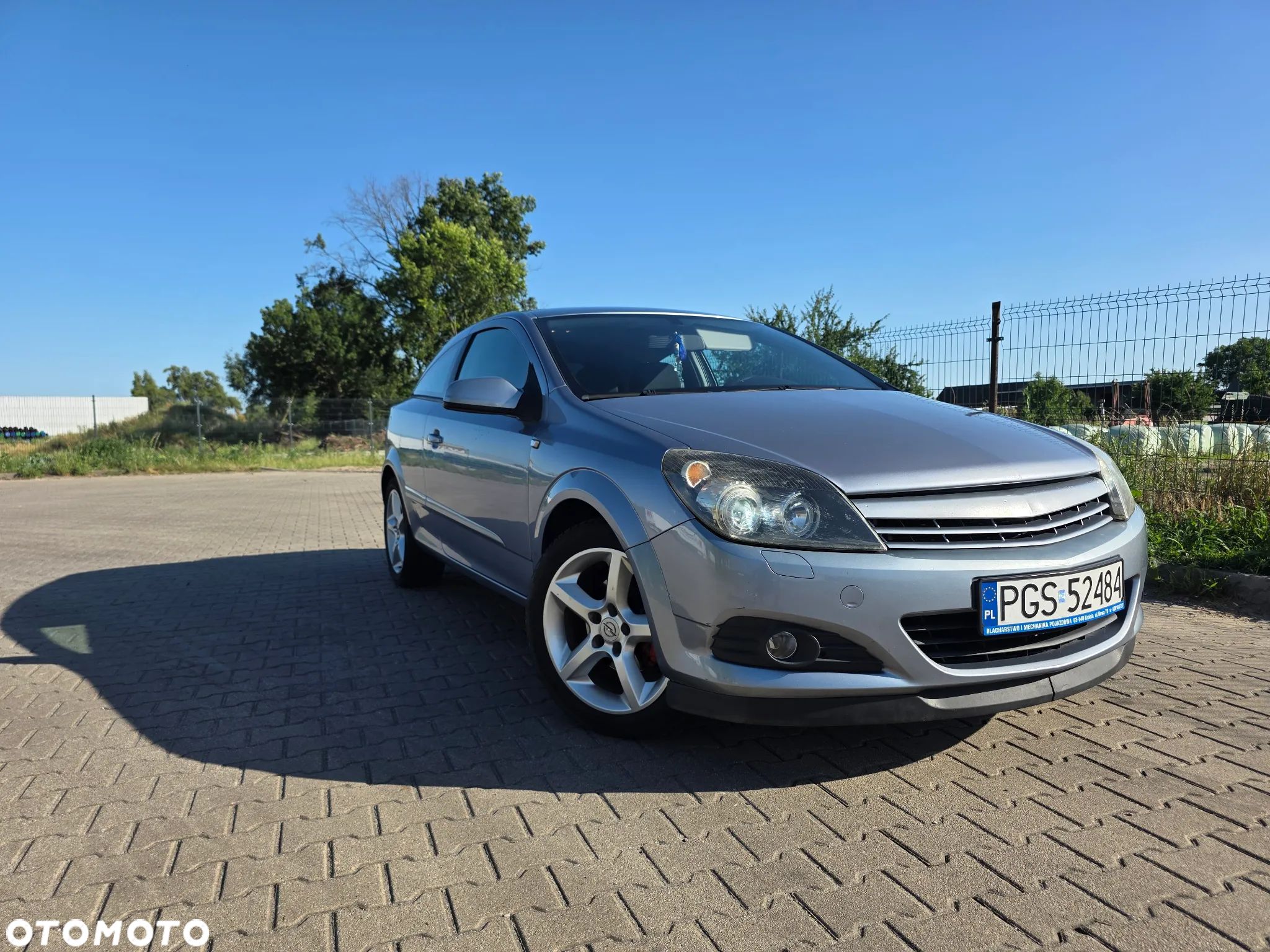 Opel Astra III GTC 1.8 Sport - 1