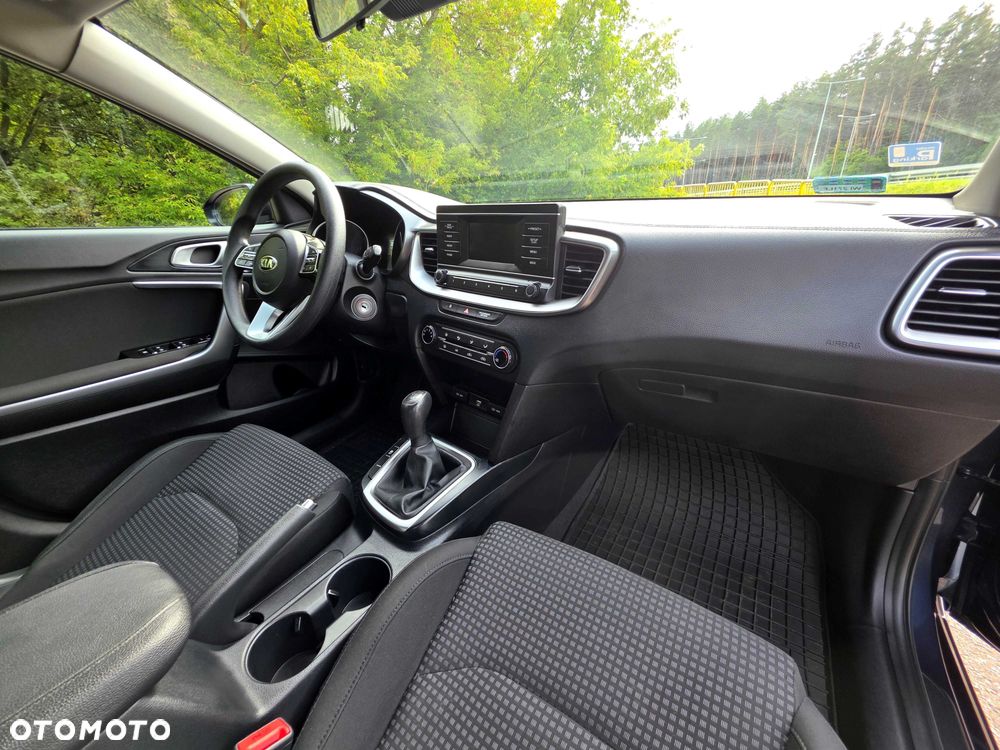 Kia Ceed - 6