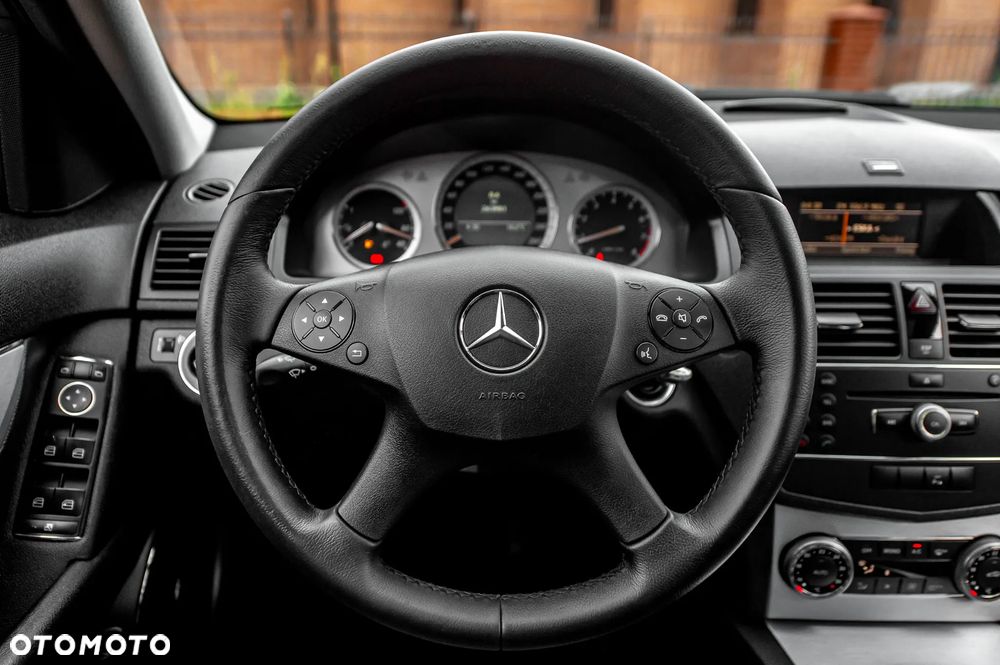 Mercedes-Benz Klasa C 200 Kompressor Avantgarde - 25