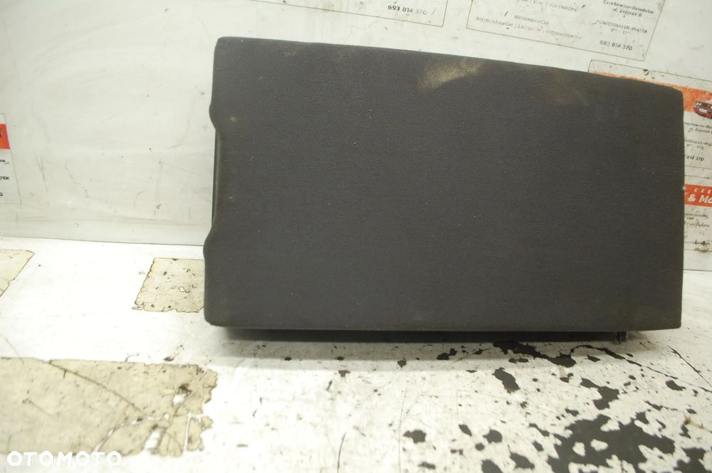 PODŁOKIETNIK KANAPY TYŁ TYLNEJ AUDI A4 B6 B7 SEDAN KOMBI - 8