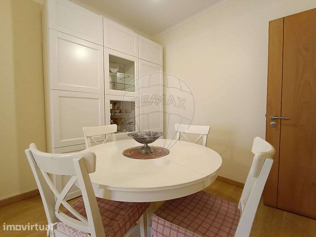 Apartamento T2 para arrendamento - Grande imagem: 2/28