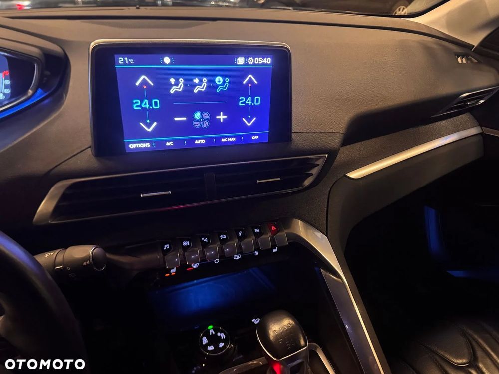 Peugeot 3008 PureTech 130 Stop & Start GPF Allure Business-Paket - 7