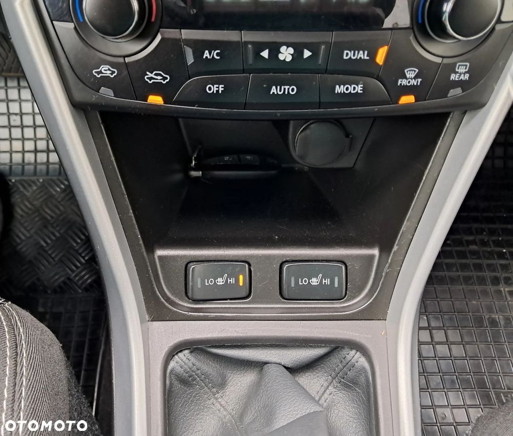 Suzuki SX4 S-Cross 1.6 VVT 4x4 Comfort+ - 19