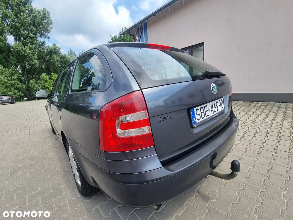 Skoda Octavia 1.6 Ambiente EU5 - 2