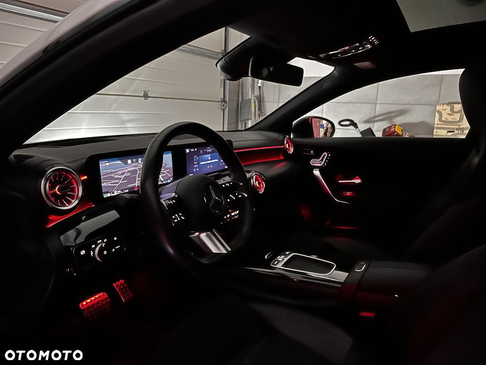 Mercedes-Benz CLA - 15