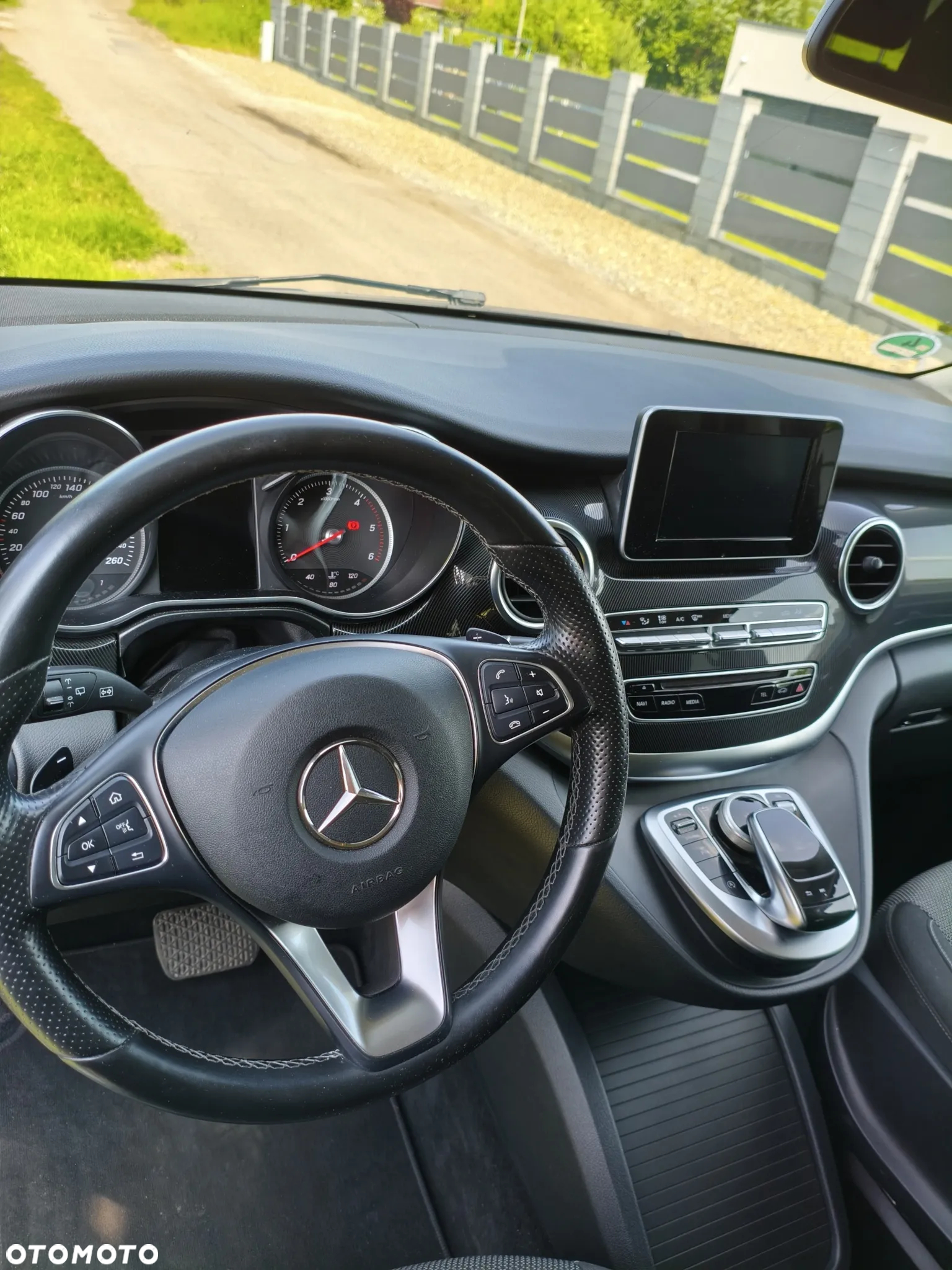 Mercedes-Benz Klasa V 220 (BlueTEC) d 7G-Tronic - 7