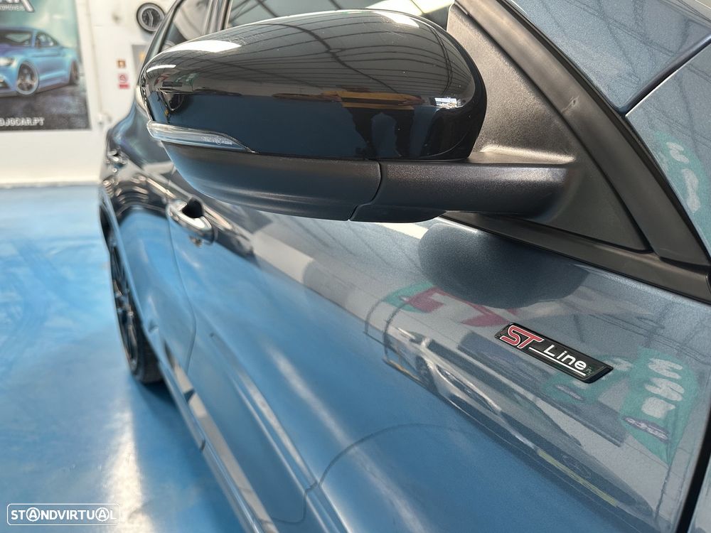 Ford Kuga 1.5 EcoBoost ST-Line - 12