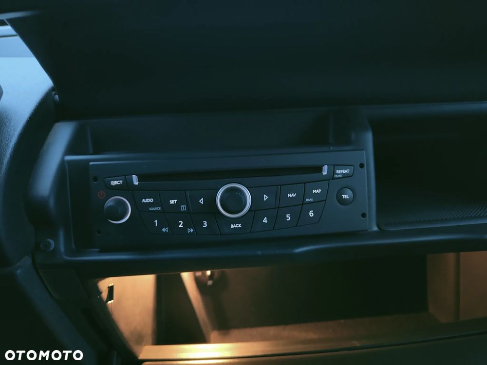 Renault Espace 2.0 dCi FAP Expression - 17