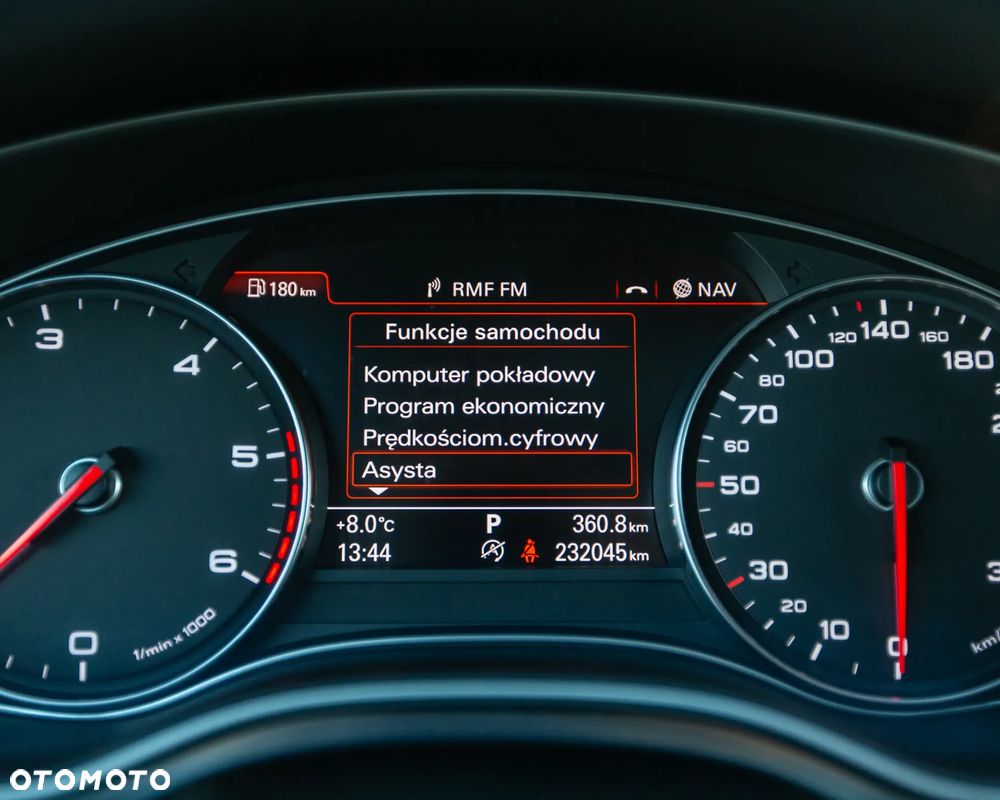 Audi A6 Avant 2.0 TDI Ultra DPF S tronic - 31