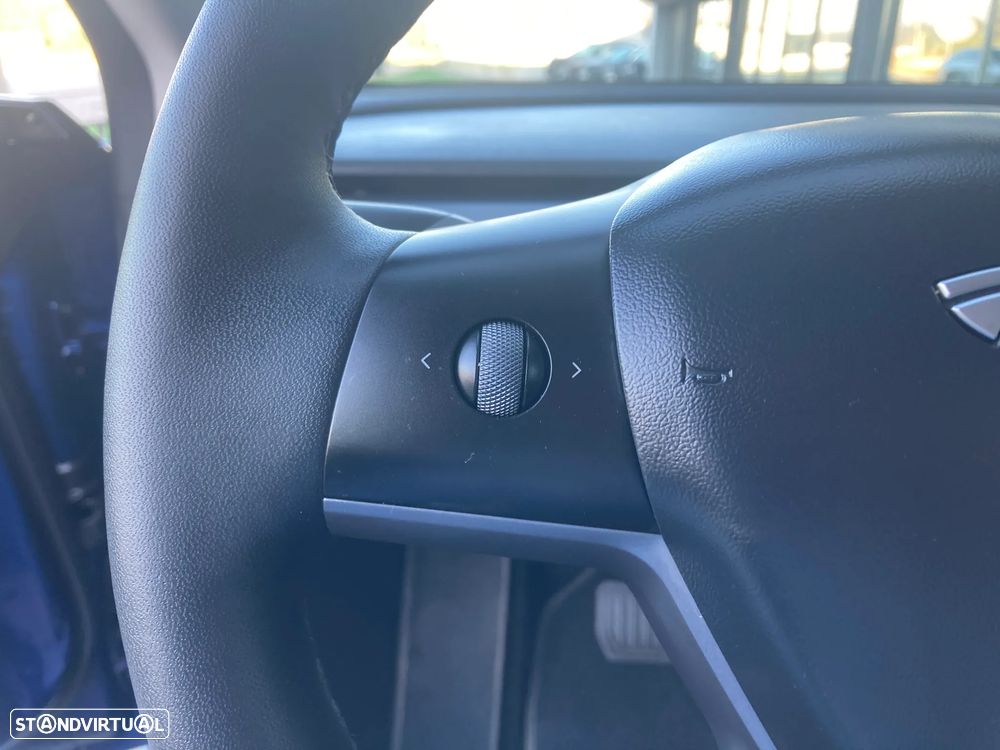 Tesla Model 3 RWD - 15