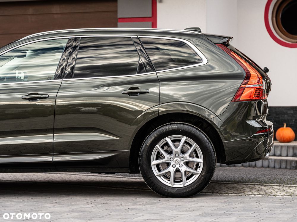 Volvo XC 60 B4 D Geartronic Momentum Pro - 8