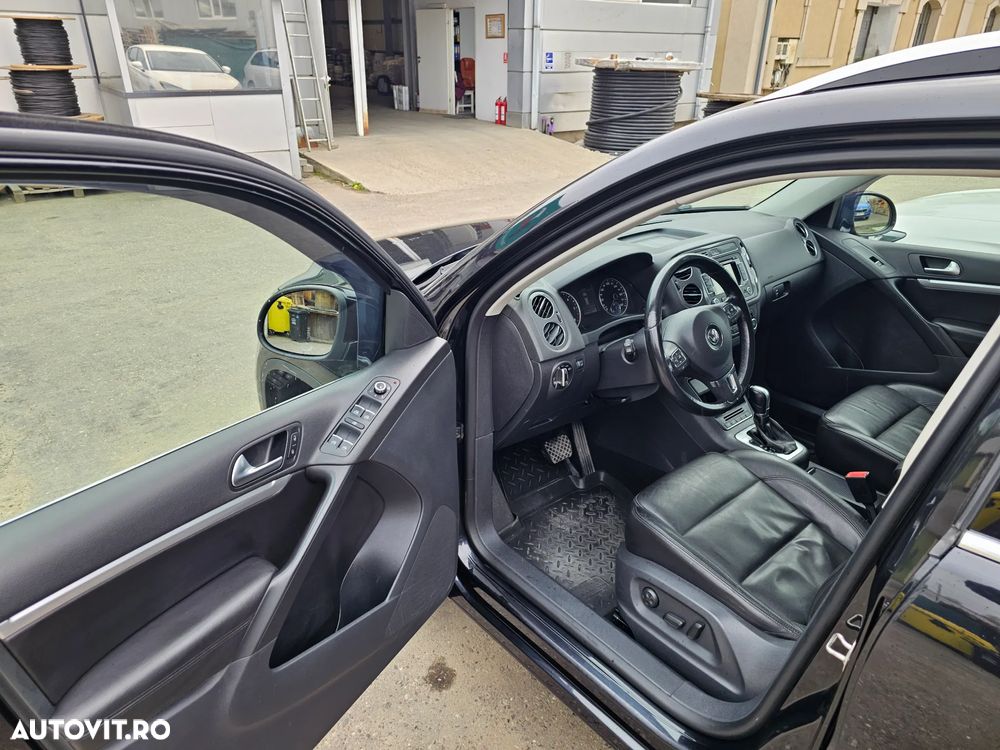 Volkswagen Tiguan 2.0 TDI 4Motion DSG Sport & Style - 9