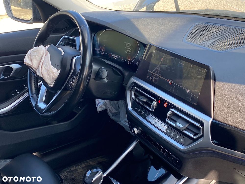 BMW Seria 3 318d MHEV Sport Line - 14