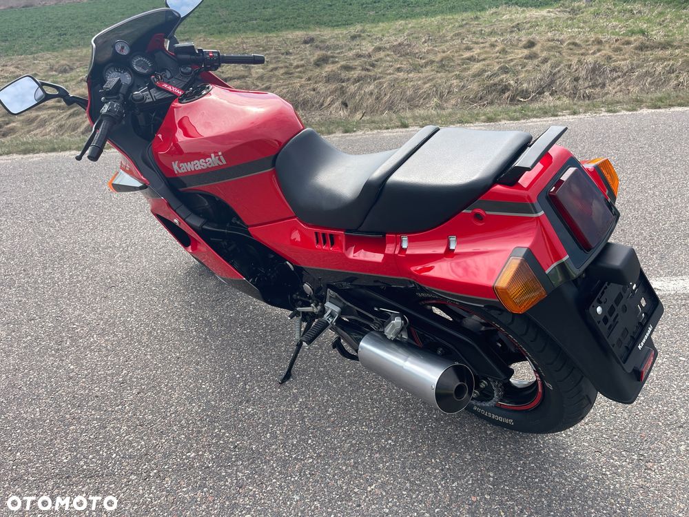 Kawasaki GPZ - 19