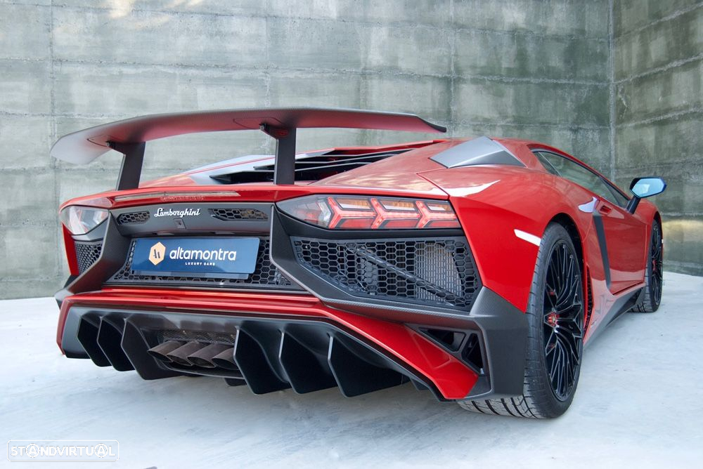 Lamborghini Aventador 6.5 V12 LP750-4 SV - 8