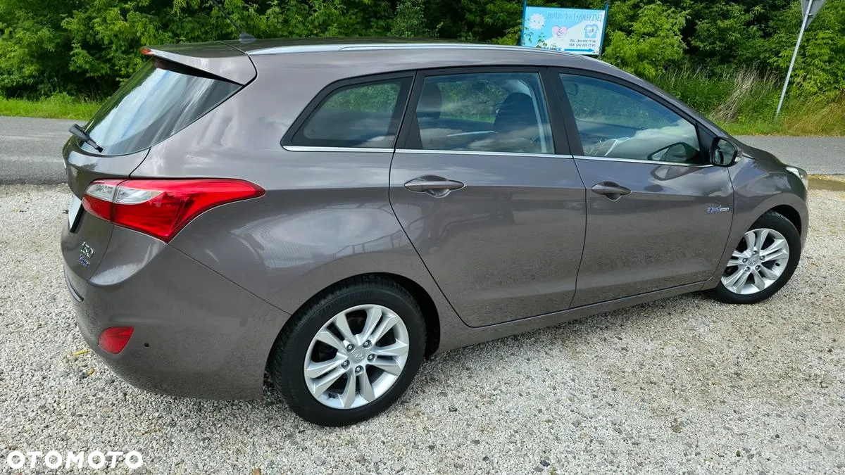 Hyundai i30 - 11