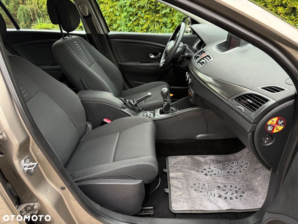 Renault Megane 1.6 16V Confort Expression - 9