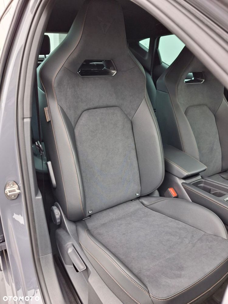 Cupra Leon 1.5 eTSI DSG - 22