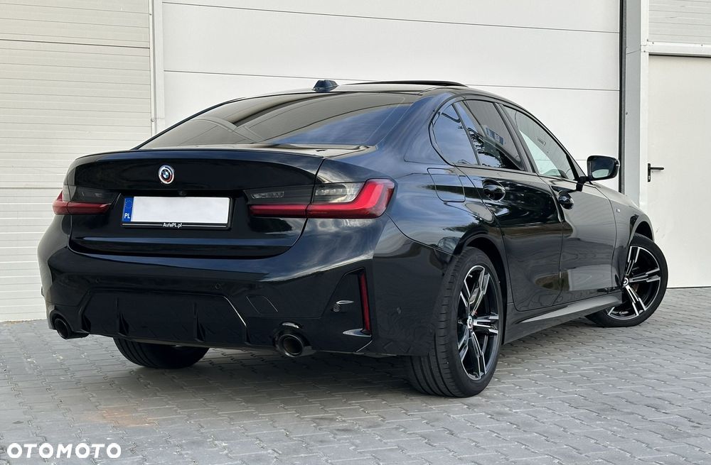 BMW Seria 3 318i M Sport - 10