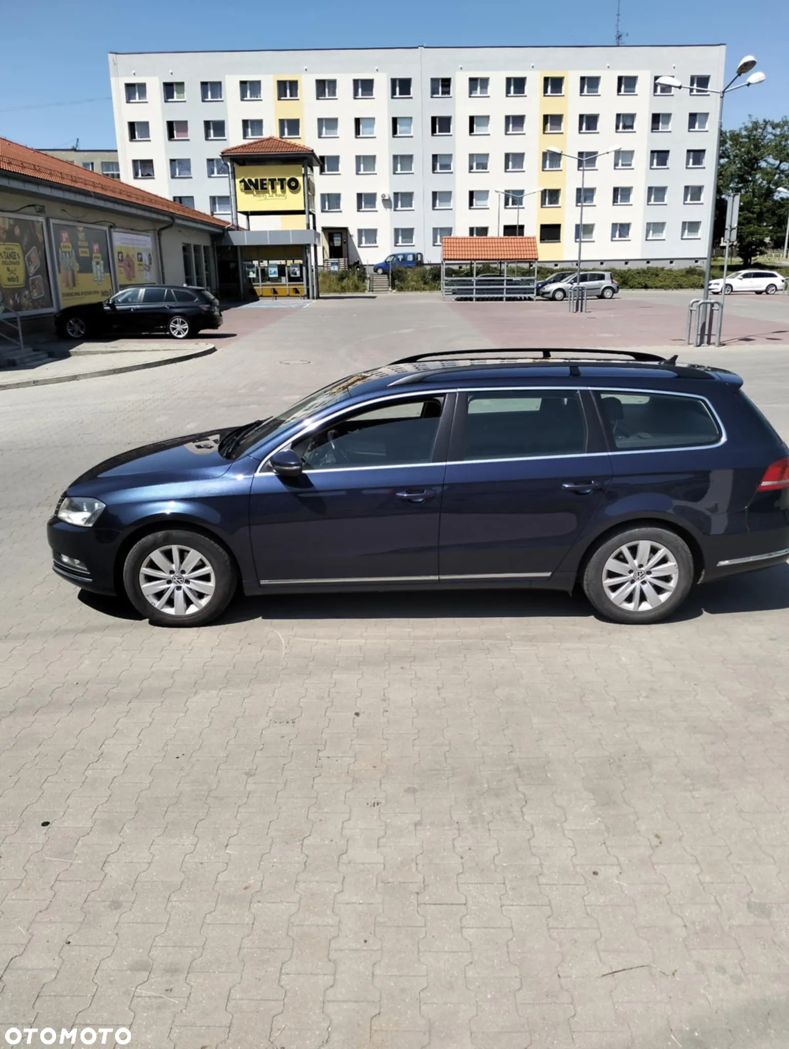 Volkswagen Passat 1.6 TDI Comfortline - 24