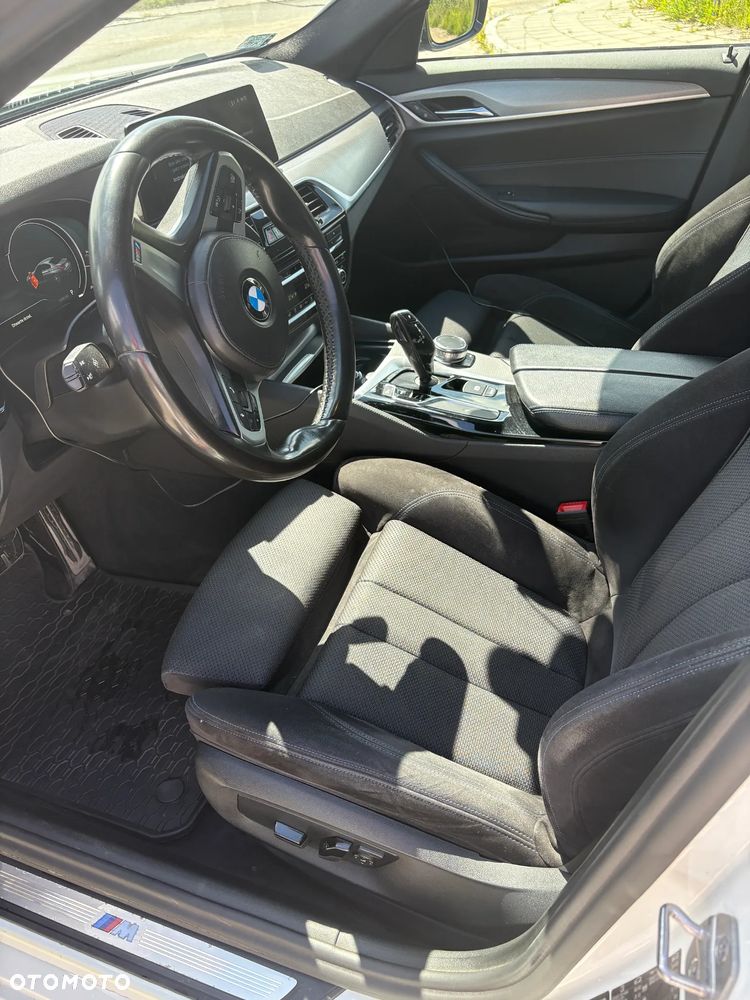 BMW Seria 5 520d xDrive MHEV M Sport sport - 8