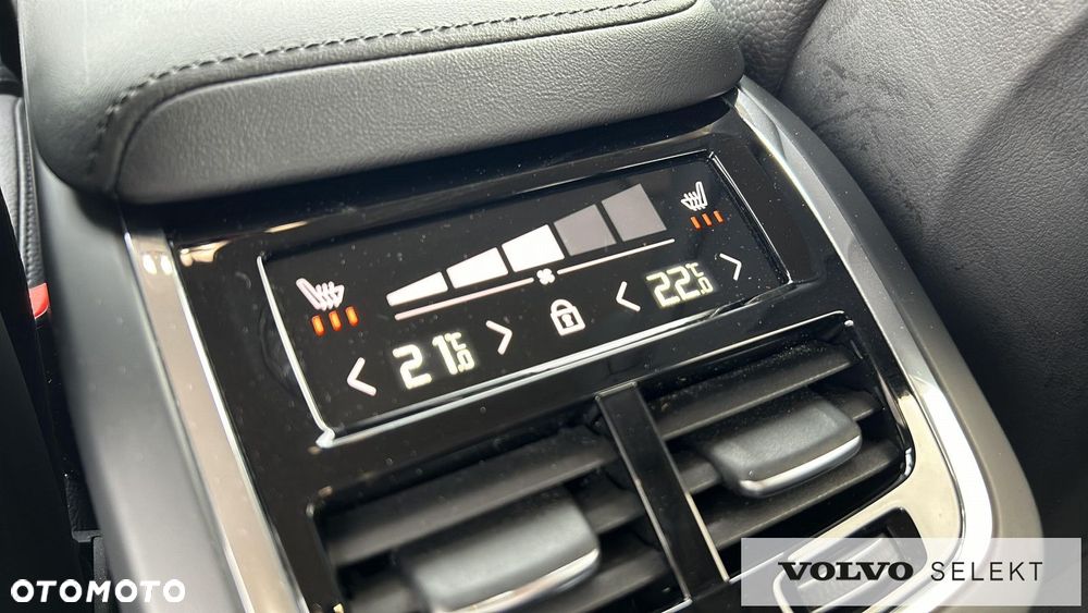 Volvo V60 B4 D Plus Dark - 22