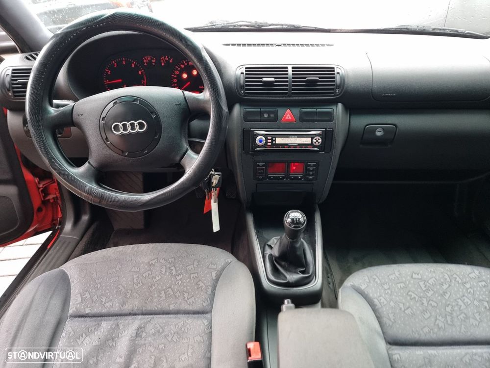 Audi A3 1.6 - 7