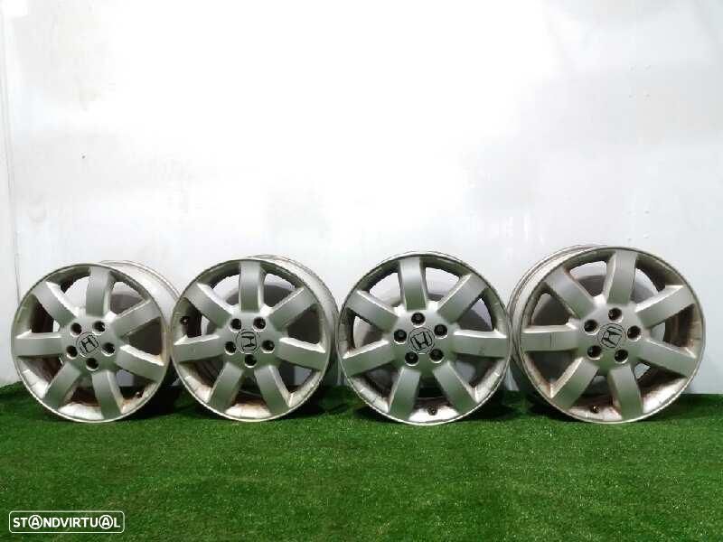 CONJUNTO DE PNEUS HONDA CR-V - 1