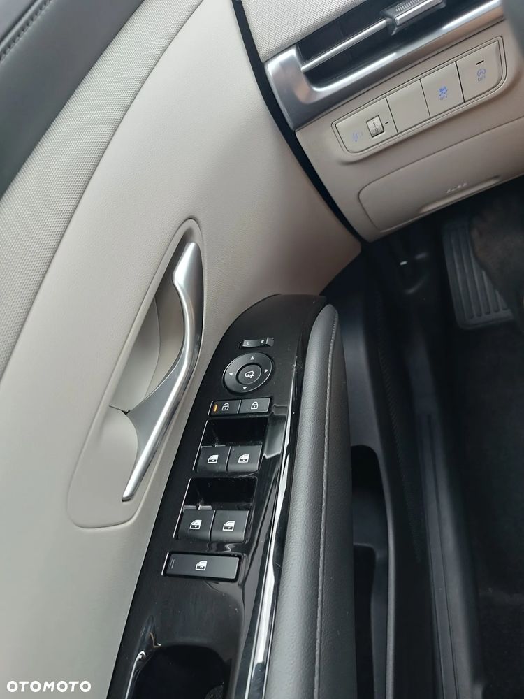 Hyundai Tucson - 16