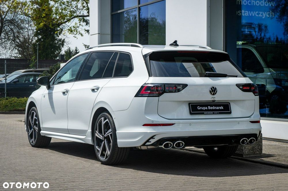 Volkswagen Golf - 9