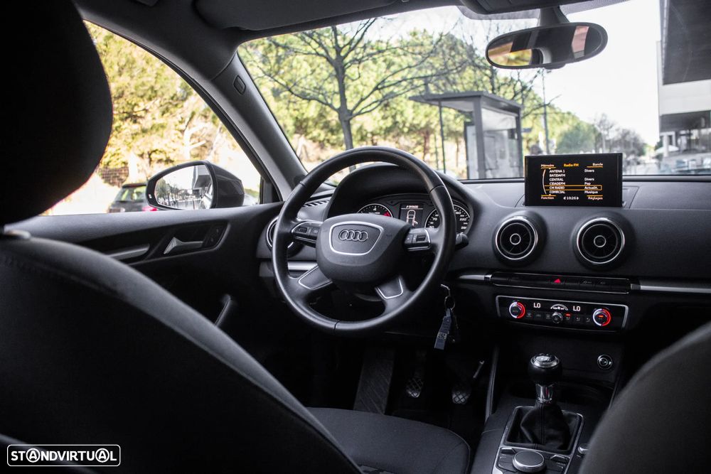 Audi A3 1.6 TDI Attraction - 30