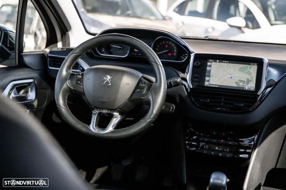 Peugeot 2008 1.6 BlueHDi Allure - 30