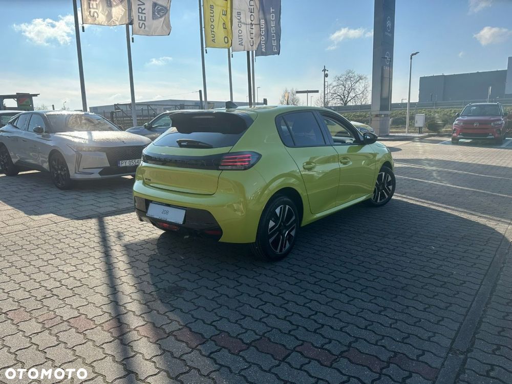 Peugeot 208 - 7