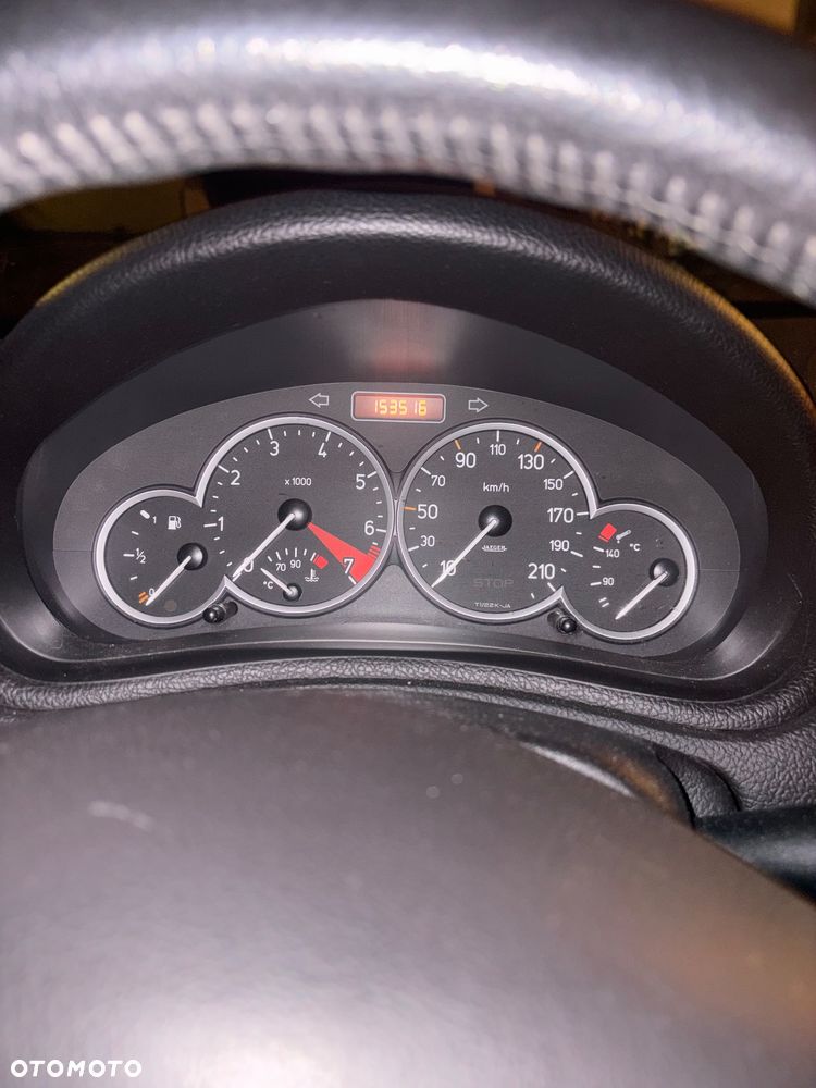 Peugeot 206 CC 1.6 - 10