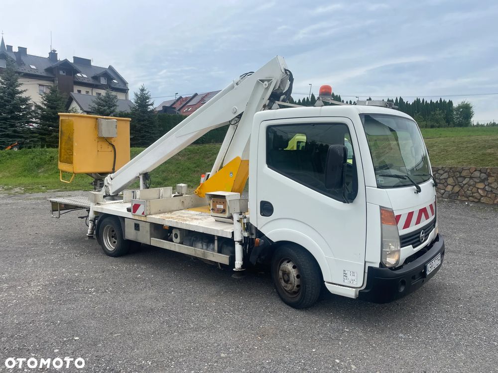 Nissan Cabstar - 3