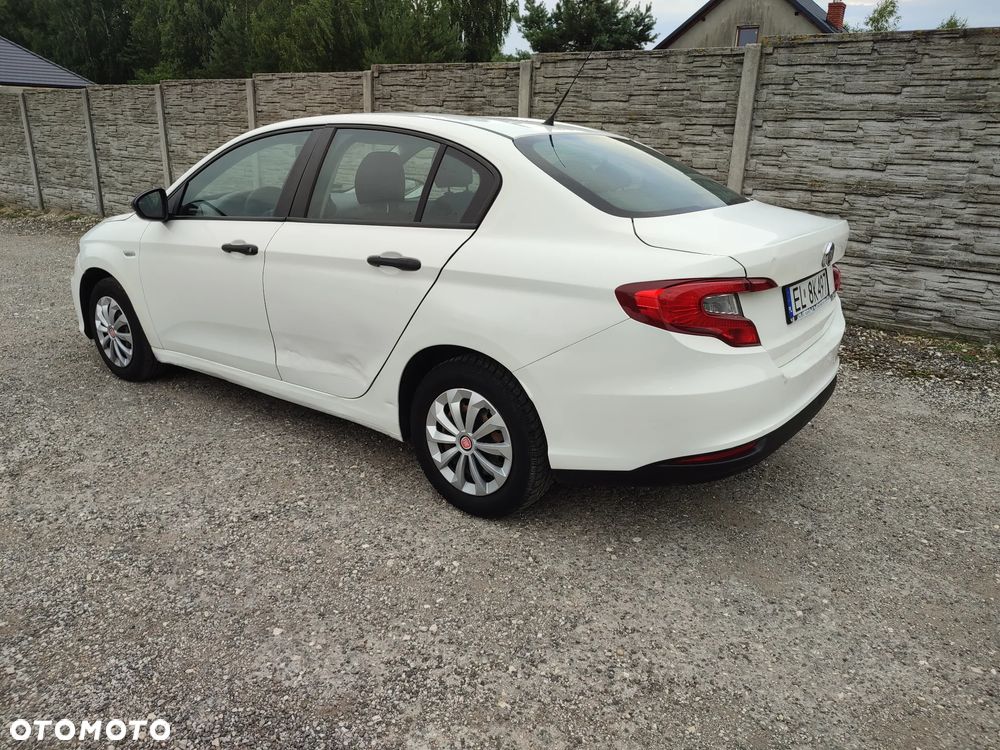 Fiat Tipo 1.4 16V Easy - 32