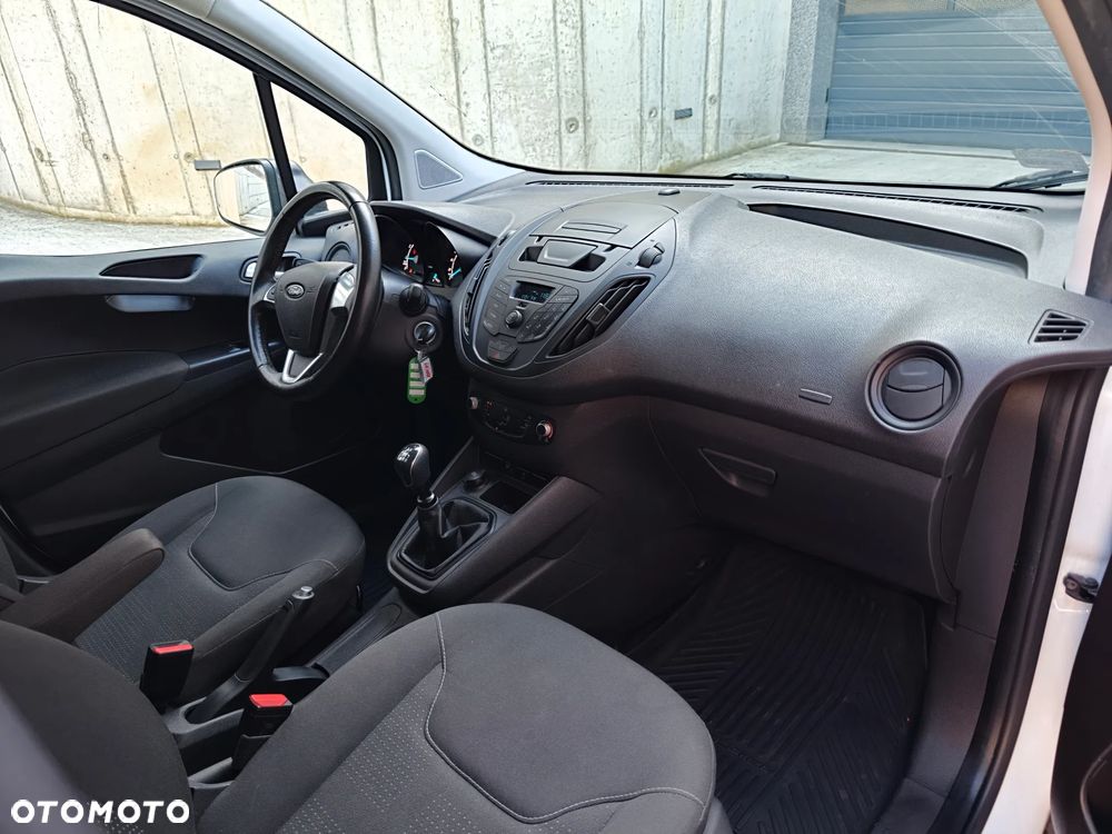 Ford Transit Courier - 5