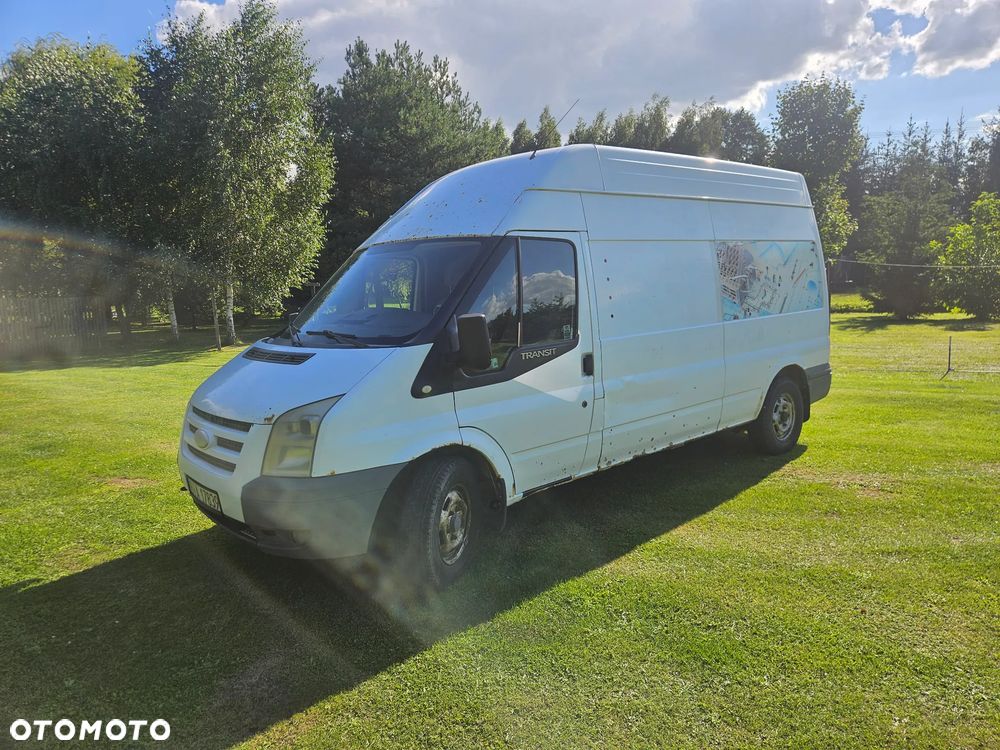 Ford Transit 350L - 13