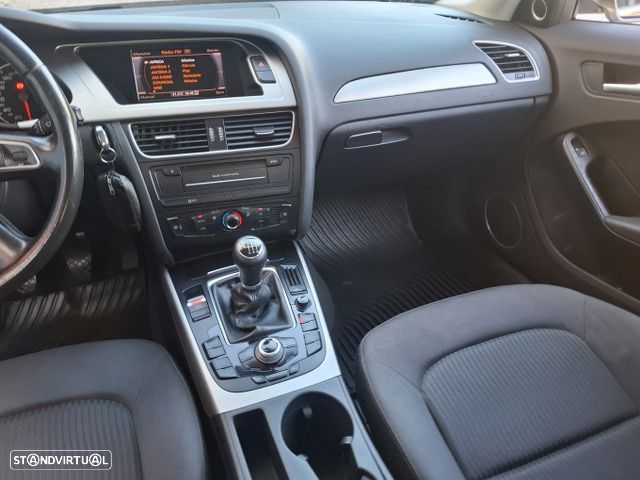 Audi A4 Avant 2.0 TDI Advance - 10