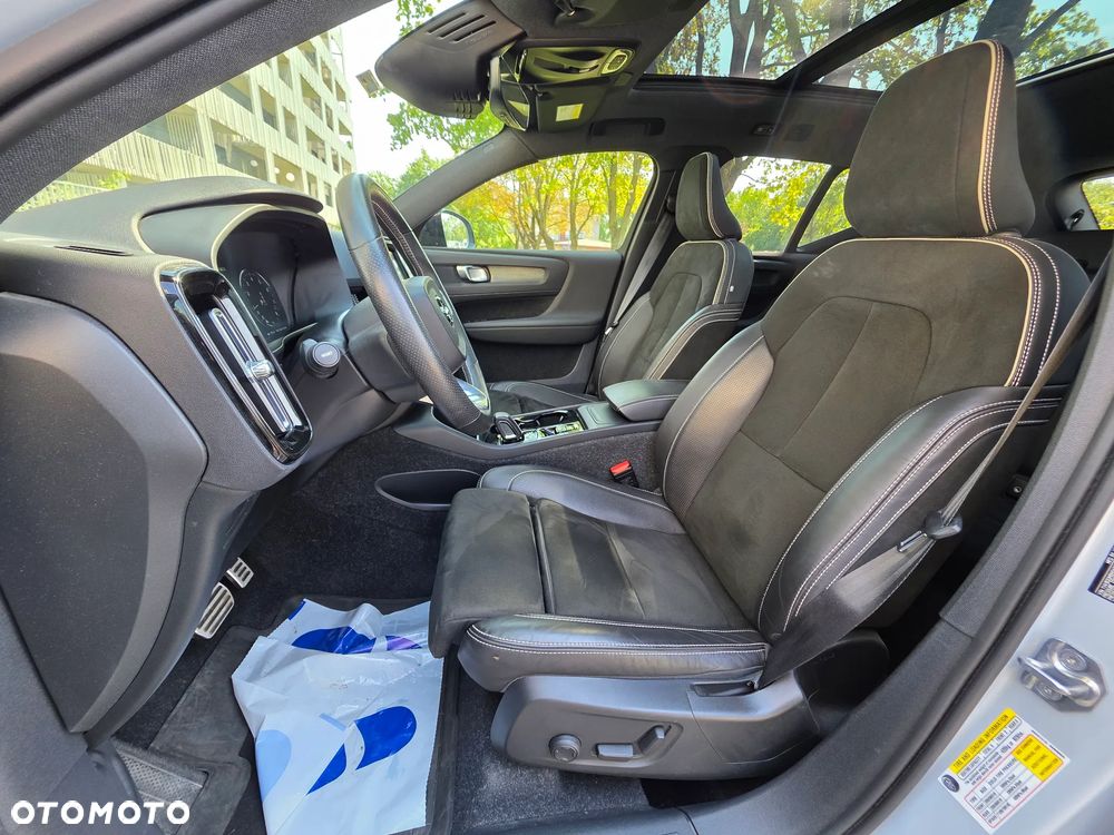 Volvo XC 40 T5 AWD R-Design - 5