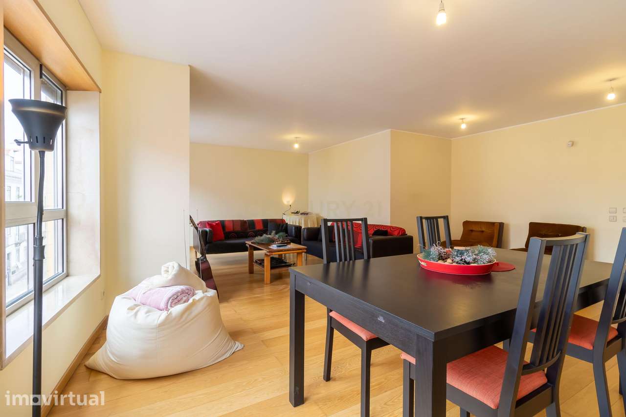 Magnífico T2 Premium (registado como T3) com Sala de 40m², Garagem e A - Grande imagem: 2/23