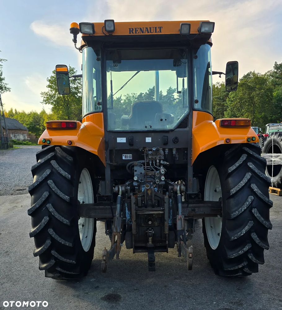 Renault Ares 556 RX - 12