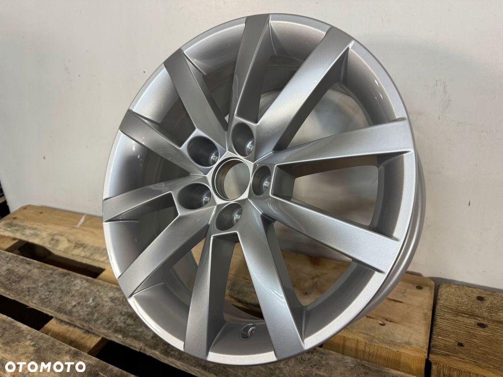 felga aluminiowa skoda scala 657 16" 6.0 657601025b nowka oryginalna - 2