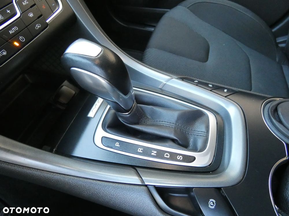 Ford Mondeo 2.0 TDCi Start-Stopp PowerShift-Aut Titanium - 26