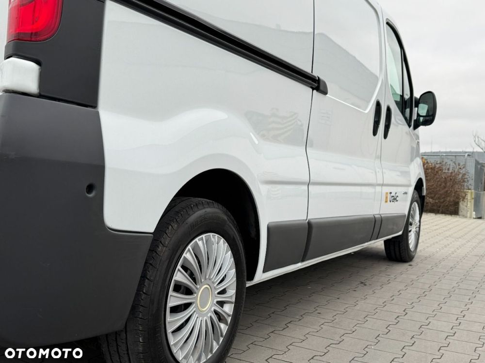 Renault Trafic - 19
